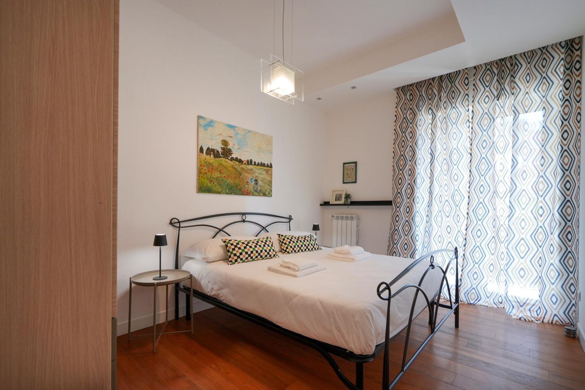 Gli Aquiloni Apartment - Steps From The Station Bari Exterior foto