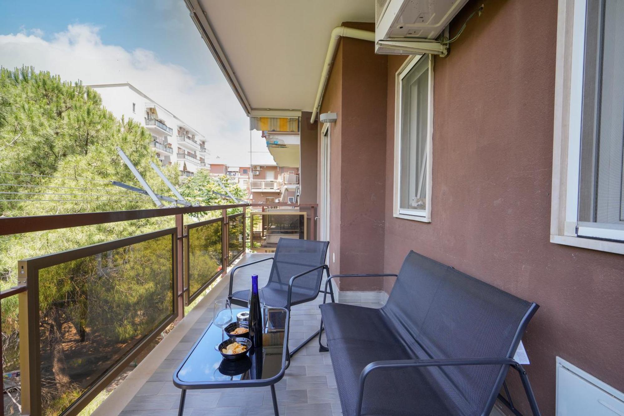 Gli Aquiloni Apartment - Steps From The Station Bari Exterior foto