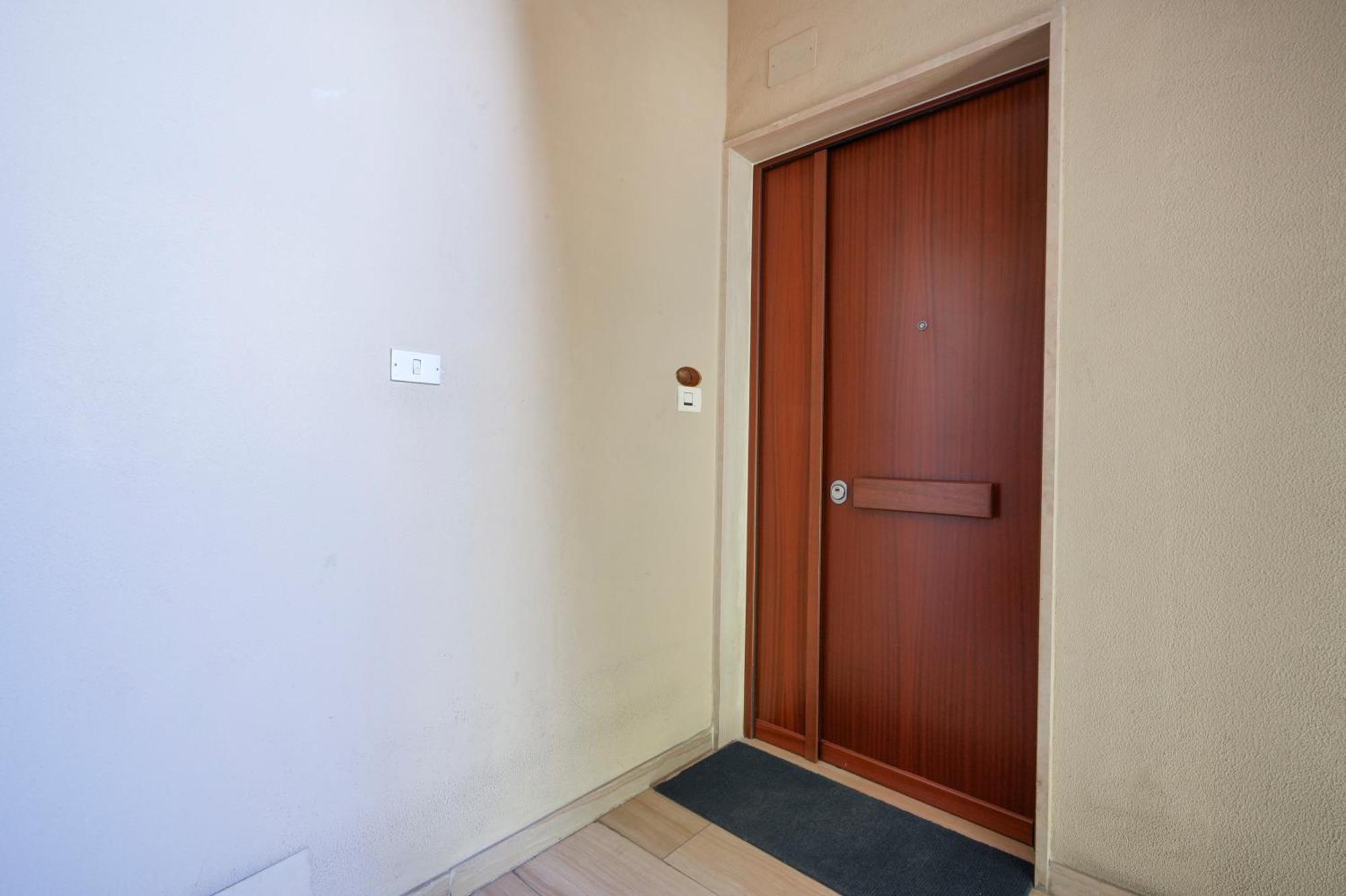 Gli Aquiloni Apartment - Steps From The Station Bari Exterior foto
